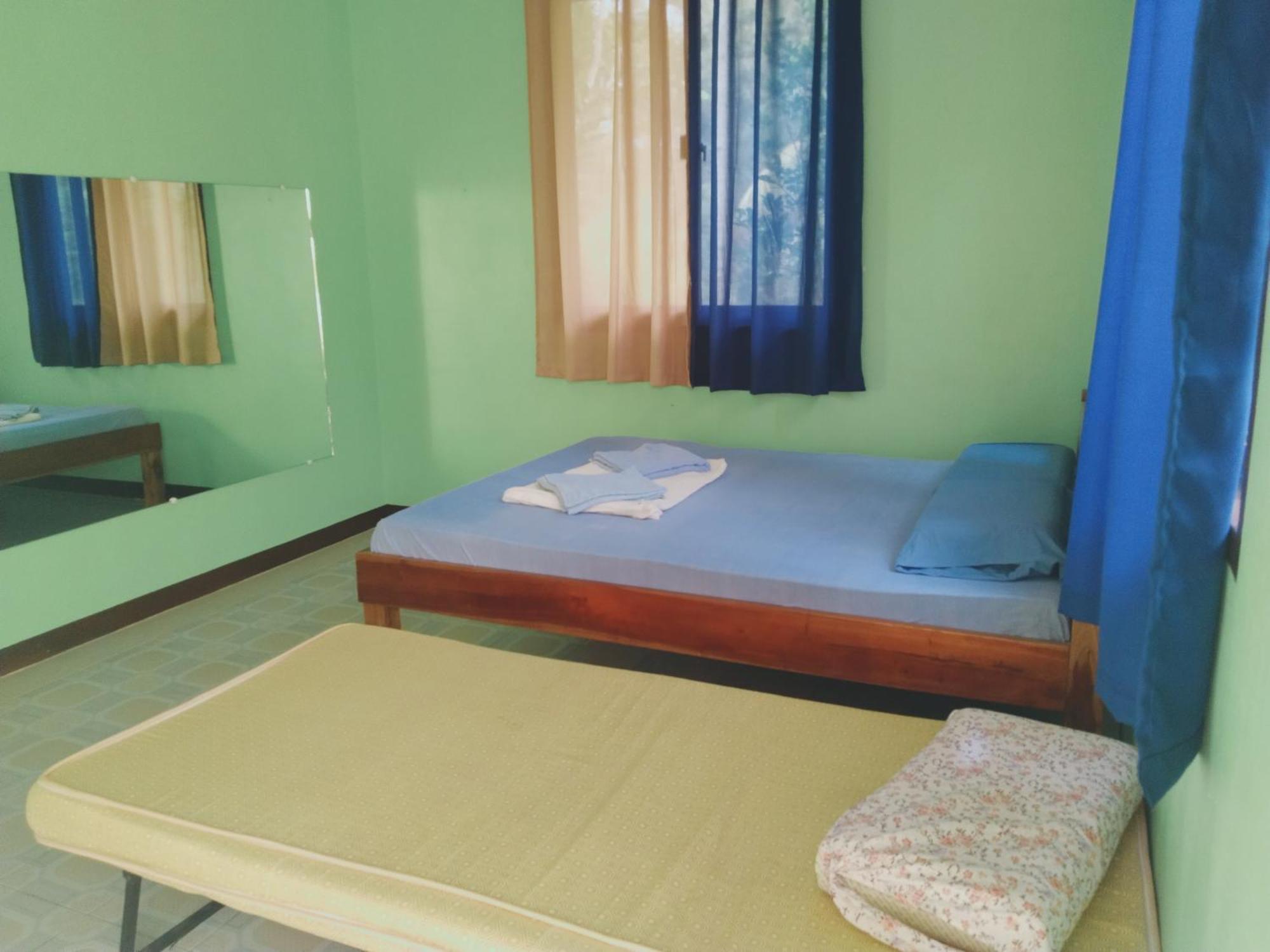 Xylla Guesthouse Сікіхор Екстер'єр фото